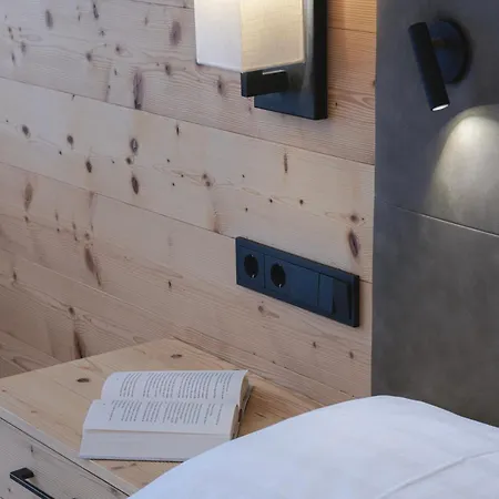 Hotel Alpenblick Lutago